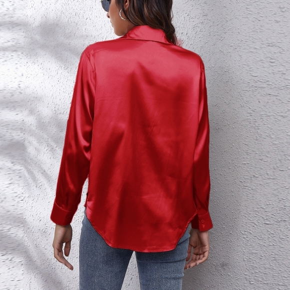 Red Collared Neck Buttoned Long Sleeve Shirt - Picture 4 of 4